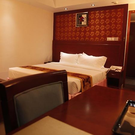 Hotel Hiton Perintalmanna Dış mekan fotoğraf