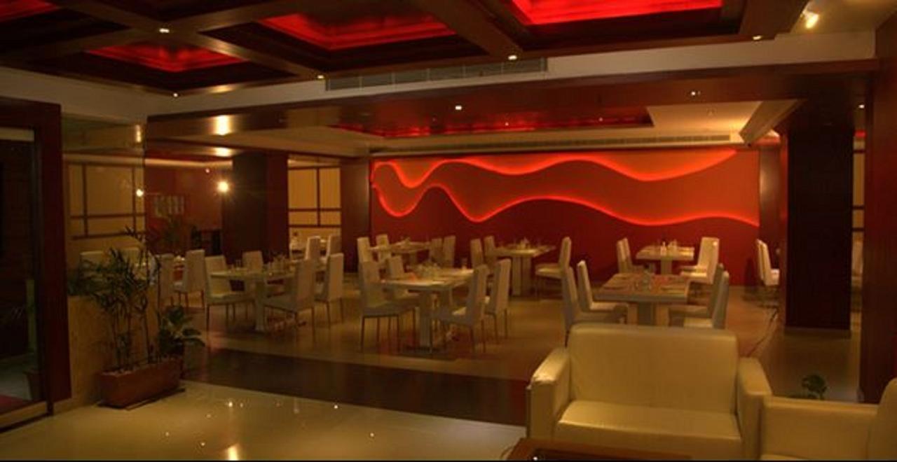 Hotel Hiton Perintalmanna Dış mekan fotoğraf