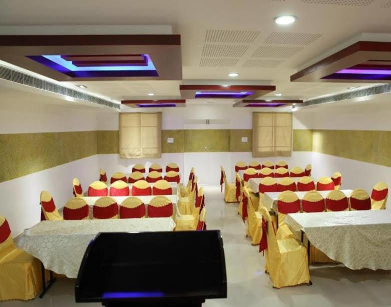 Hotel Hiton Perintalmanna Dış mekan fotoğraf
